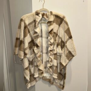 Versona Plush & Plaid Cardigan